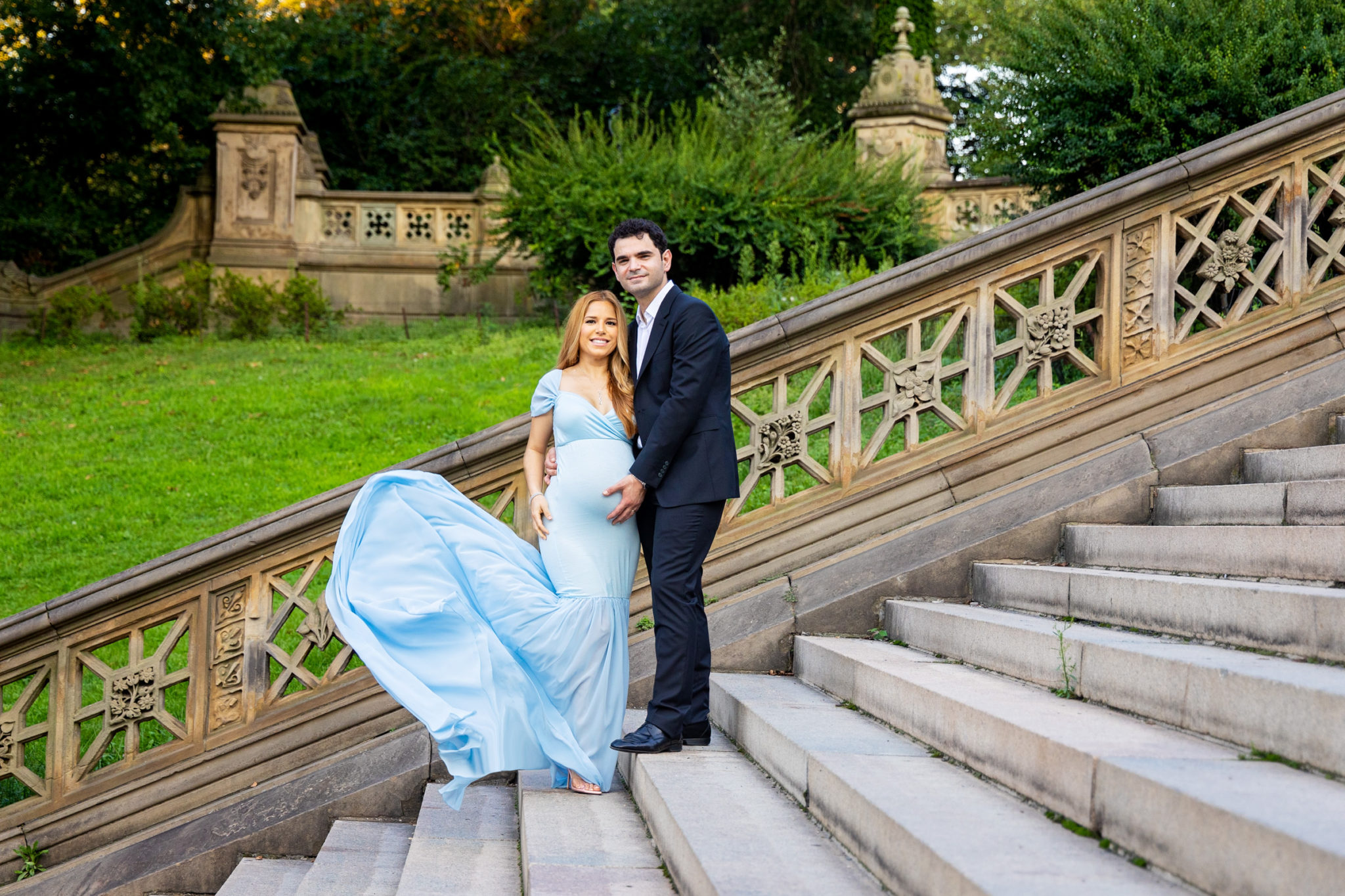 Central Park Maternity Photoshoot